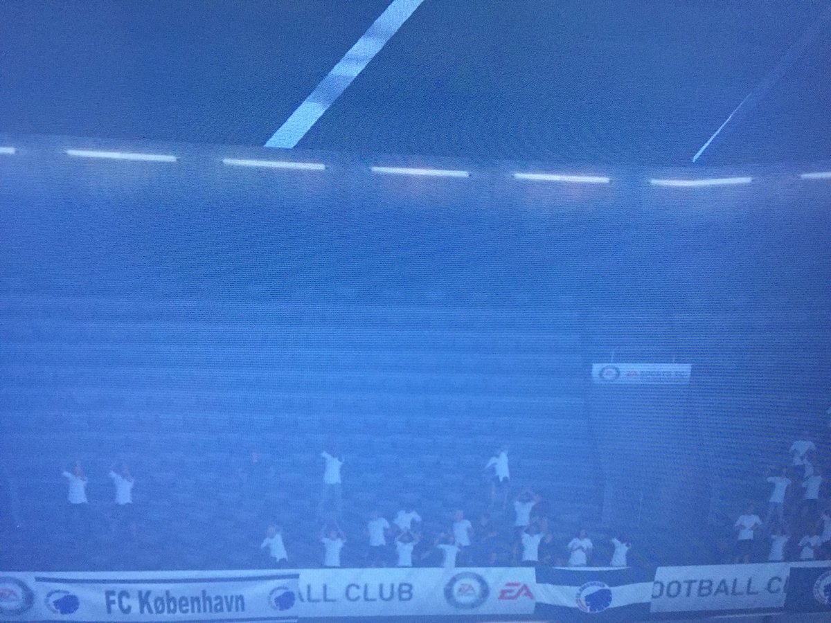 TweetimeLars's tweet photo. @MattHDGamer Wow the support from the away fans has been amazing today! Said no one ever. Do my fans not like me?😳 https://t.co/QHhhMWS4Tx