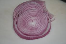 SinglesRelate's tweet photo. #Love is like an #Onion vegetable - it opens up as we peel our #Heart to our #Partners. @SinglesRelate https://t.co/aGcMOvFXKf