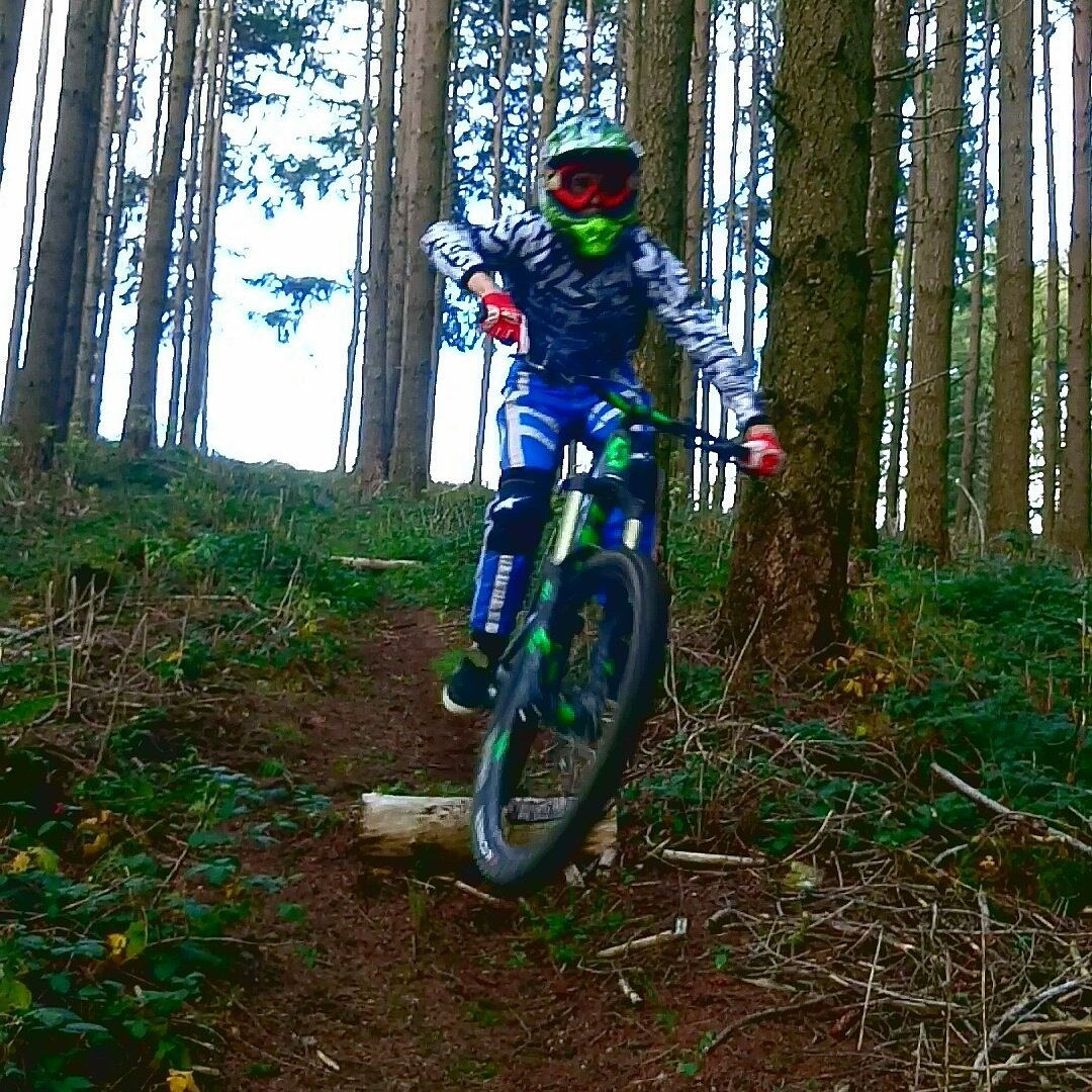 thomlanseur's tweet photo. Petit jump https://t.co/C44hjes6Qj