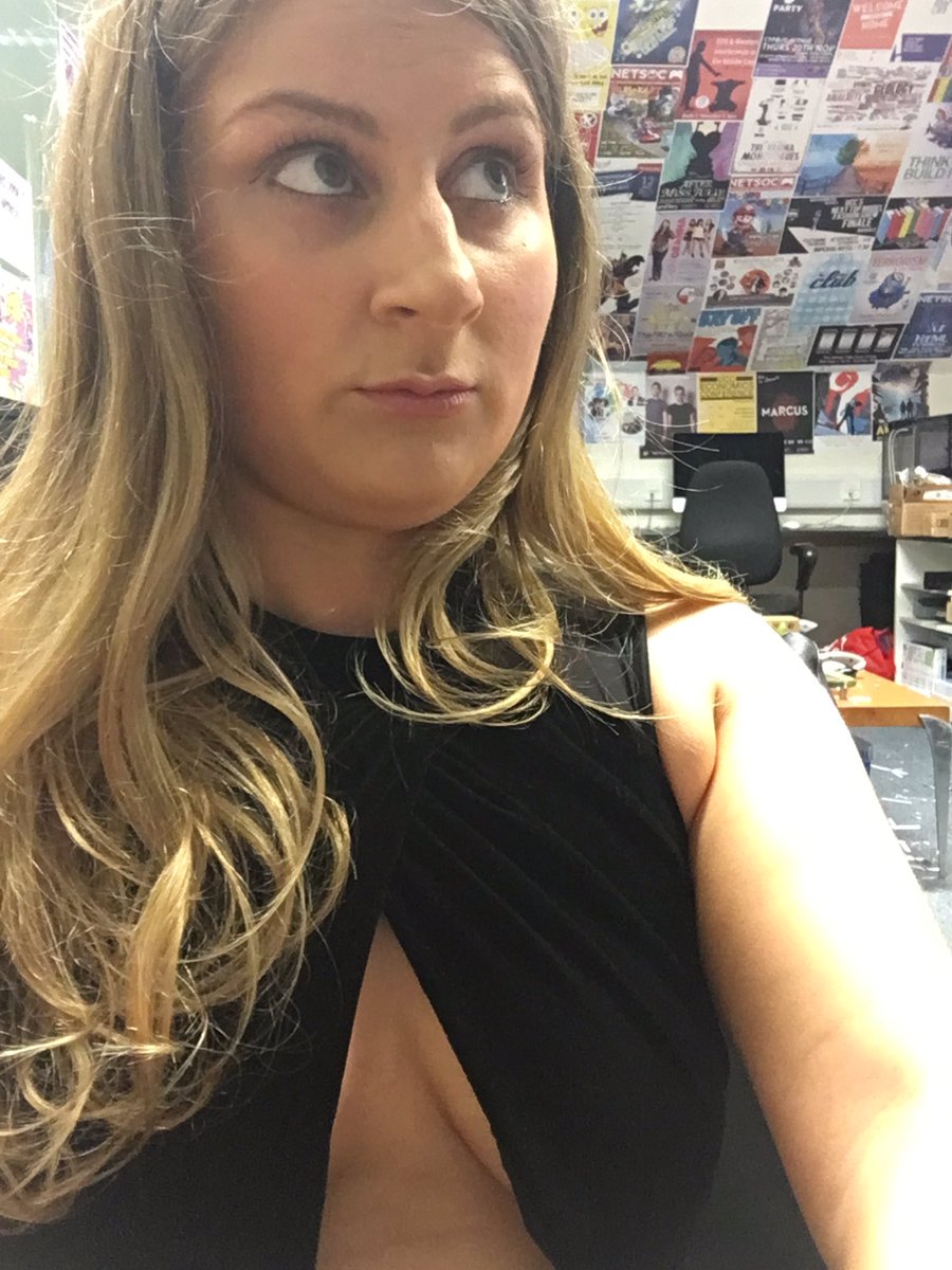 annaheverin's tweet photo. I come to law ball @UCCLawSociety and I come bearing underboob #underboobalert #lawball https://t.co/wpvMSFv71L