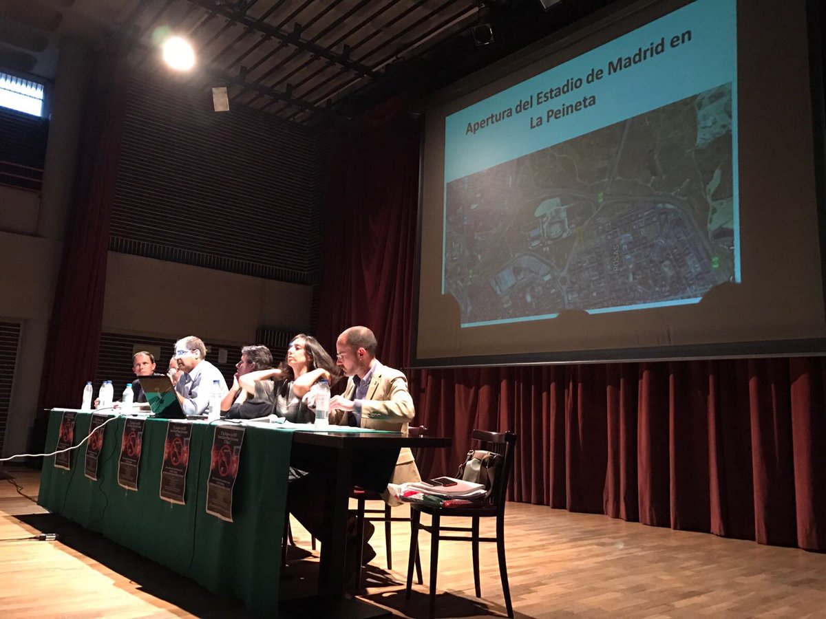 CsMadridCiudad's tweet photo. .@BoscoLabrado participa en el debate de soluciones para La Peineta. #CsenMiDistrito https://t.co/uZgASCEx11