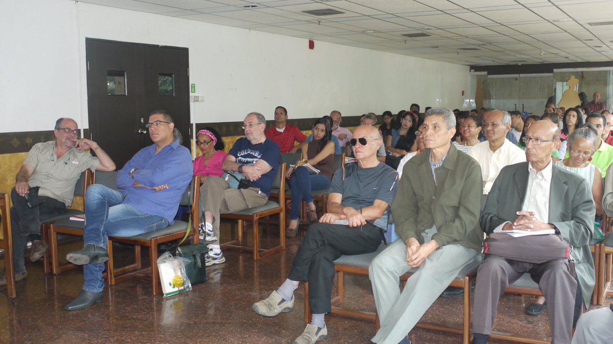 CNEH_Ven's tweet image. [EN FOTOS] Así se desarrolló la Cátedra de Historia Insurgente Federico Brito Figueroa con el profesor Omar Hurtado Rayugsen.