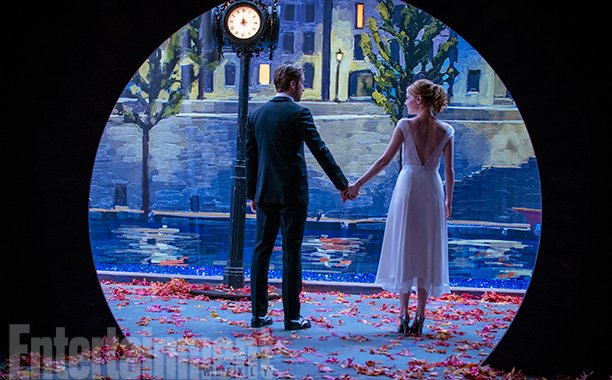 #LaLaLand and 9 more must-see movies to see before 2017: share.ew.com/WqB0Wh3 ❤️🌟