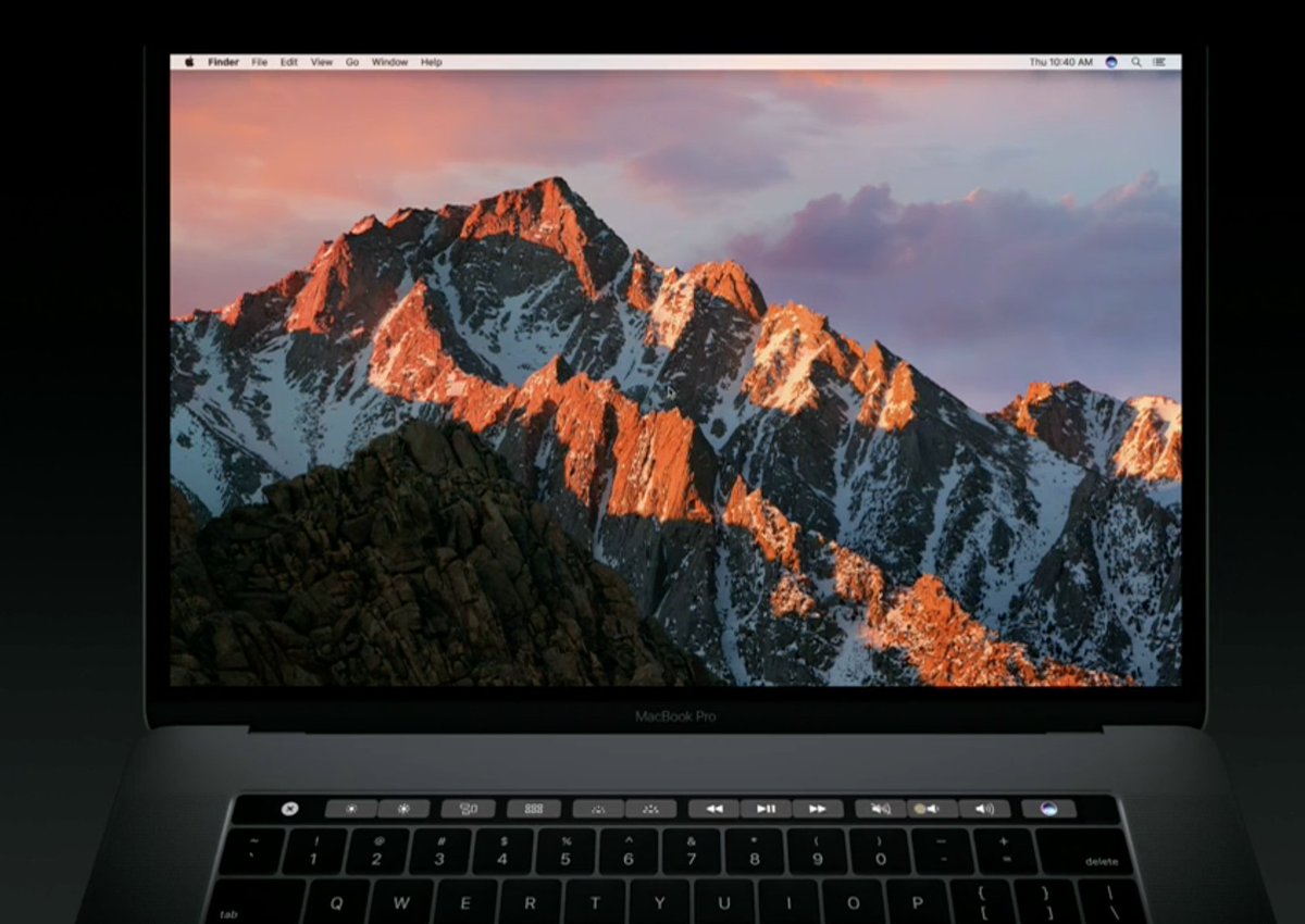 rikwalters's tweet photo. This #touchbar and #controlstrip give you so many options for #tools #FKeys etc
#appleevent
#siri #touchID https://t.co/SOSNrw3KXQ