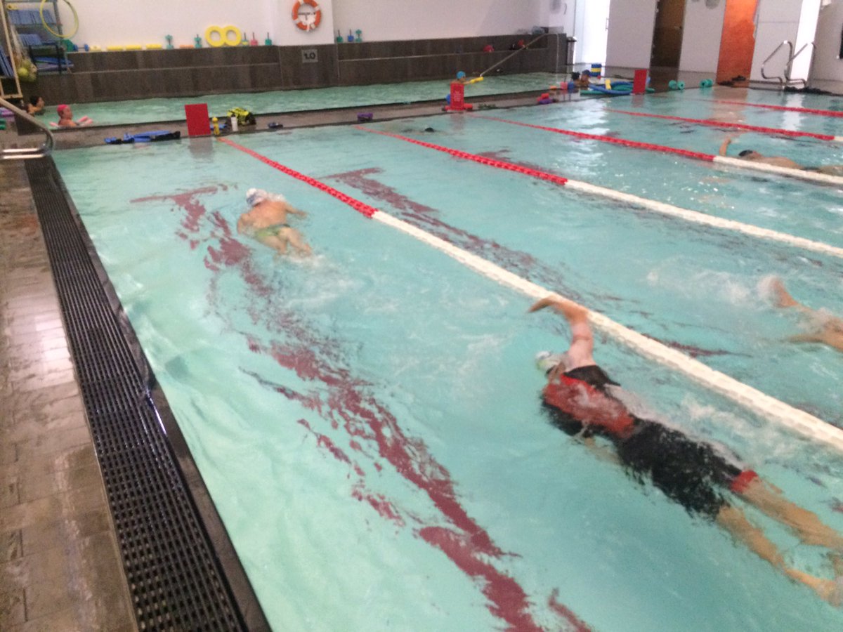 Mario_Canizares's tweet photo. Muchos kilates y mucho futuro en esta foto. @willyalonso8 y @agustoribio juntos en clase de técnica de natación. 1ª de muchas 💪🏻💪🏻 https://t.co/ERDzjDN4K0
