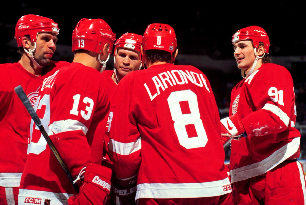 NHLPA's tweet photo. #TBT to 1995: @DetroitRedWings make history by playing five Soviet players (Fetisov, Konstantinov, Larionov, Fedorov, &amp; Kozlov) as a unit. https://t.co/UeDLdVuhIa