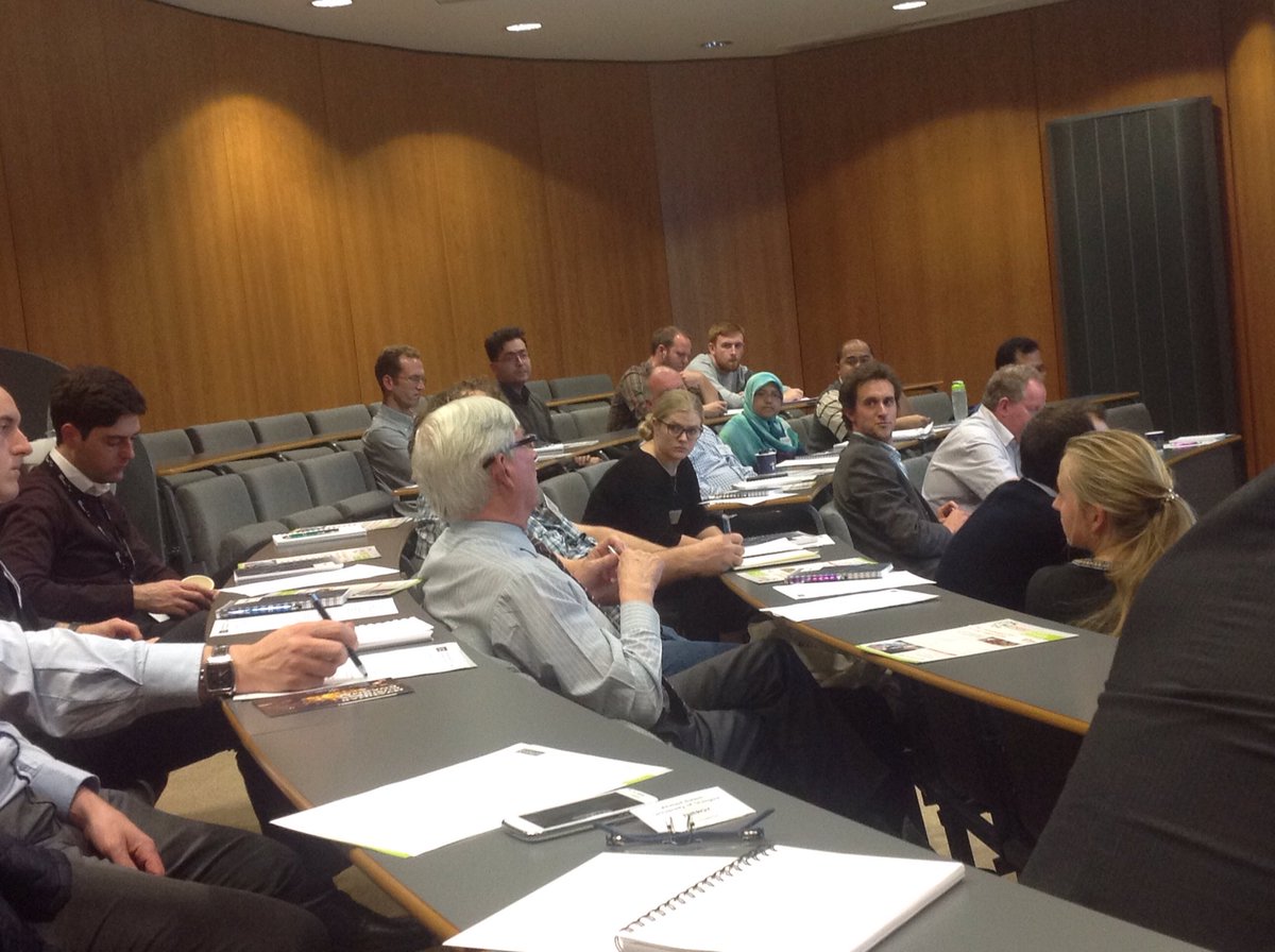 UofGSciEng's tweet photo. Interesting discussions on all areas presented tonight #energy #HeatPumps #gasification #efficiency #challenges #research #Knowledgeexchange https://t.co/WSLHBaMo88