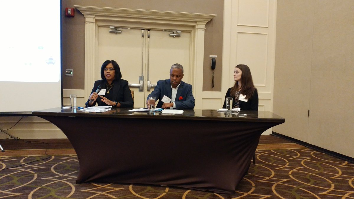Jackie_Lovejoy's tweet photo. #MACP2016 crisis management, #Flintchamber in action case study, @GraftondeButts @robertuhler @IanAbreuNB https://t.co/7JlNXbJTdA
