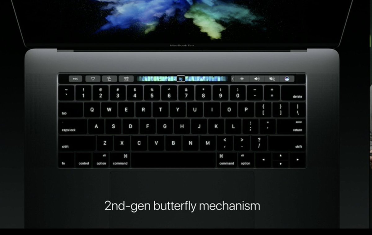 doctorapple050's tweet photo. Het trackpad is 2x zo groot en het keyboard met de nieuwe touch bar is volledig herzien en geeft nieuwe en geweldige mogelijkheden https://t.co/f0ZB1koFXg