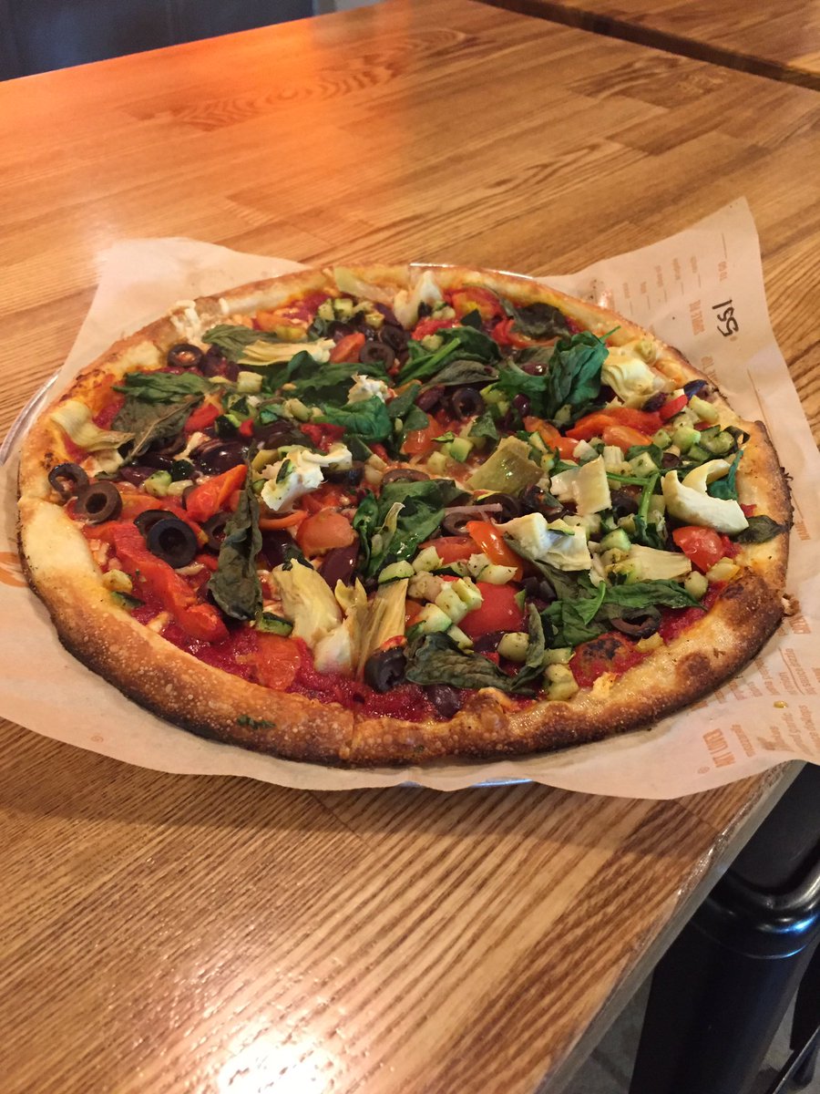 govegn's tweet photo. Made-to-order veggie pizza w/ vegan cheese. Put in a wood fired oven and ready in a few minutes. Thanks Blaze pizza https://t.co/jSvjVQSznX