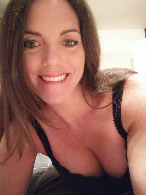 Made it! Undressed to my skimpies and good to go. Lets W*nk people! Live on https://t.co/KTsLx3wouJ now<a href="/tag/knickers"class="tags"><span>#knickers</span></a>