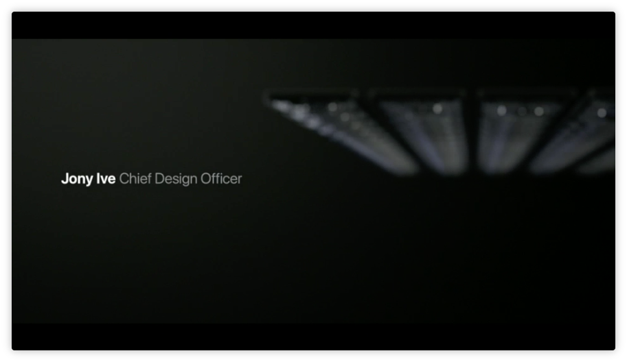 iCulture's tweet photo. De MacBook Pro uitgelegd op video door Jony Ive https://t.co/cNf5LnVwfe #HelloMac #iCulture https://t.co/VZkqyaBwcU