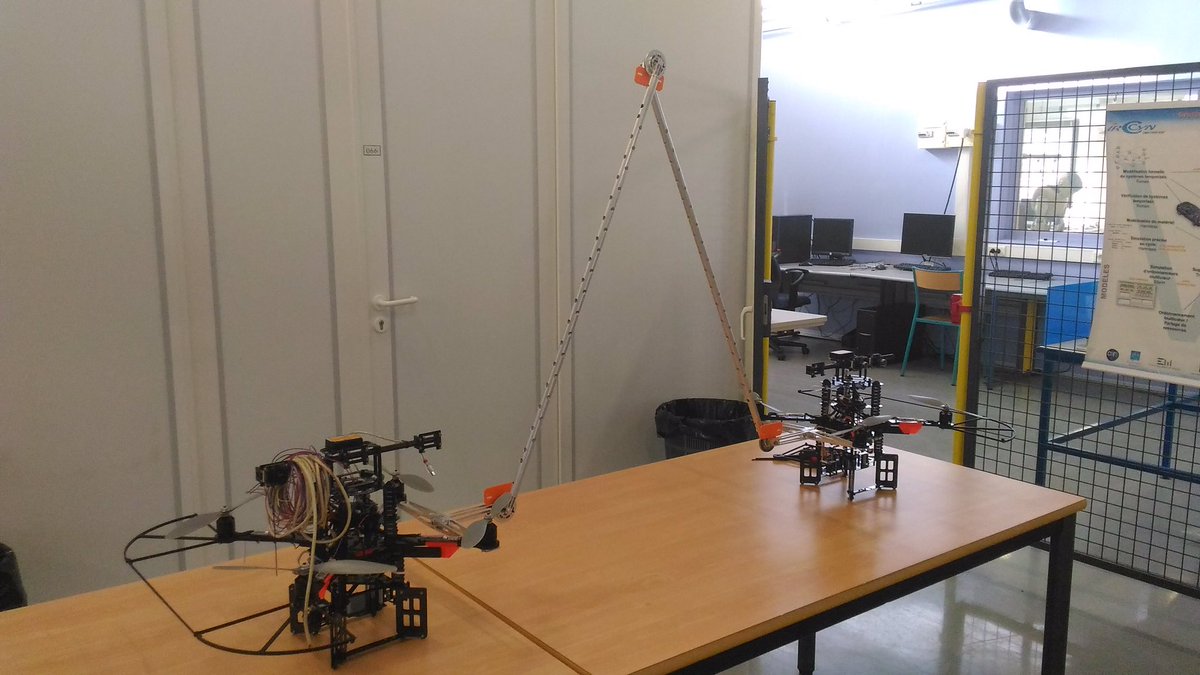 sbriot_bzh's tweet image. Our new prototype: flying #parallelrobot #irccyn #cnrs #CentraleNantes: new step towards flying #robotics #drones
Experiments soon