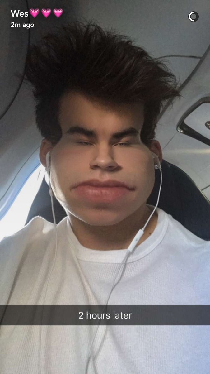 lovinggwes's tweet photo. still a cutie @imactuallywes https://t.co/WwBPPIbMCo