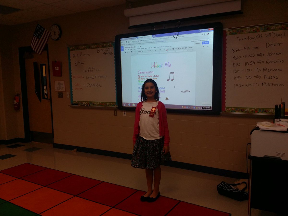 Mrs_Hanna2016's tweet photo. 5th grdrs presenting their "All about me" projects to the class. #beeslearning  #ellisonelementary #nisd #technologyiscrosscurricilum https://t.co/PFlJv95LVY