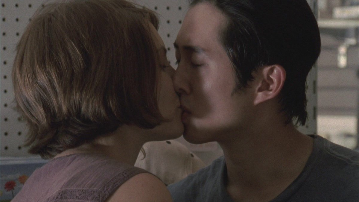 glenn and maggie's first and last kiss 2x04-5x14