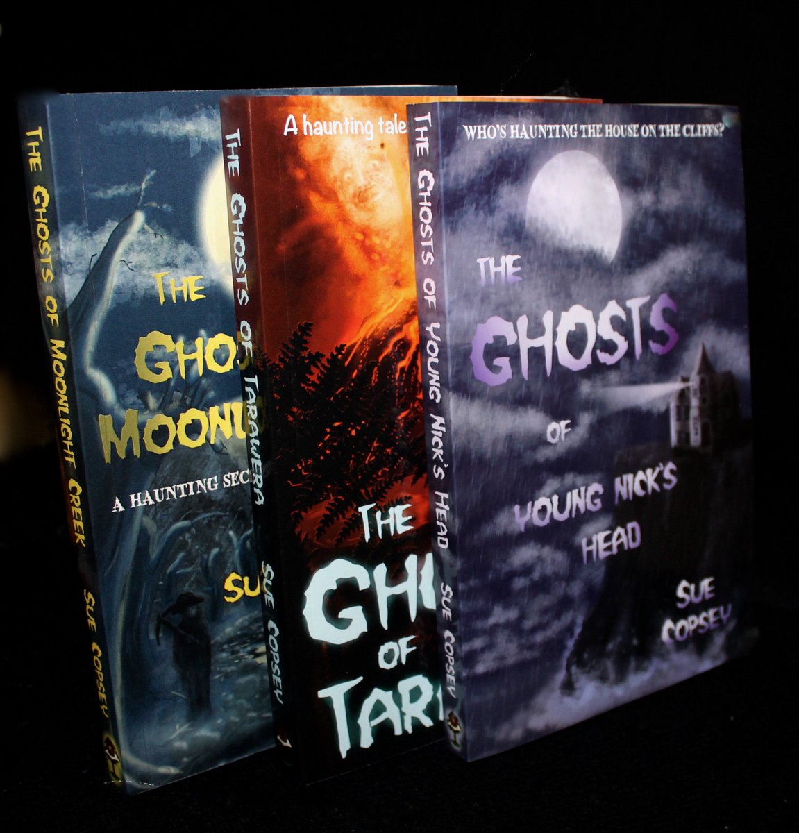 suecopsey's tweet photo. Spookiest dress-up wins these! All welcome at my #spooklaunch #NZBookshopDay 2pm tomorrow (29th), DB Children's Bookshop, Ponsonby https://t.co/FGh4mDYKQj