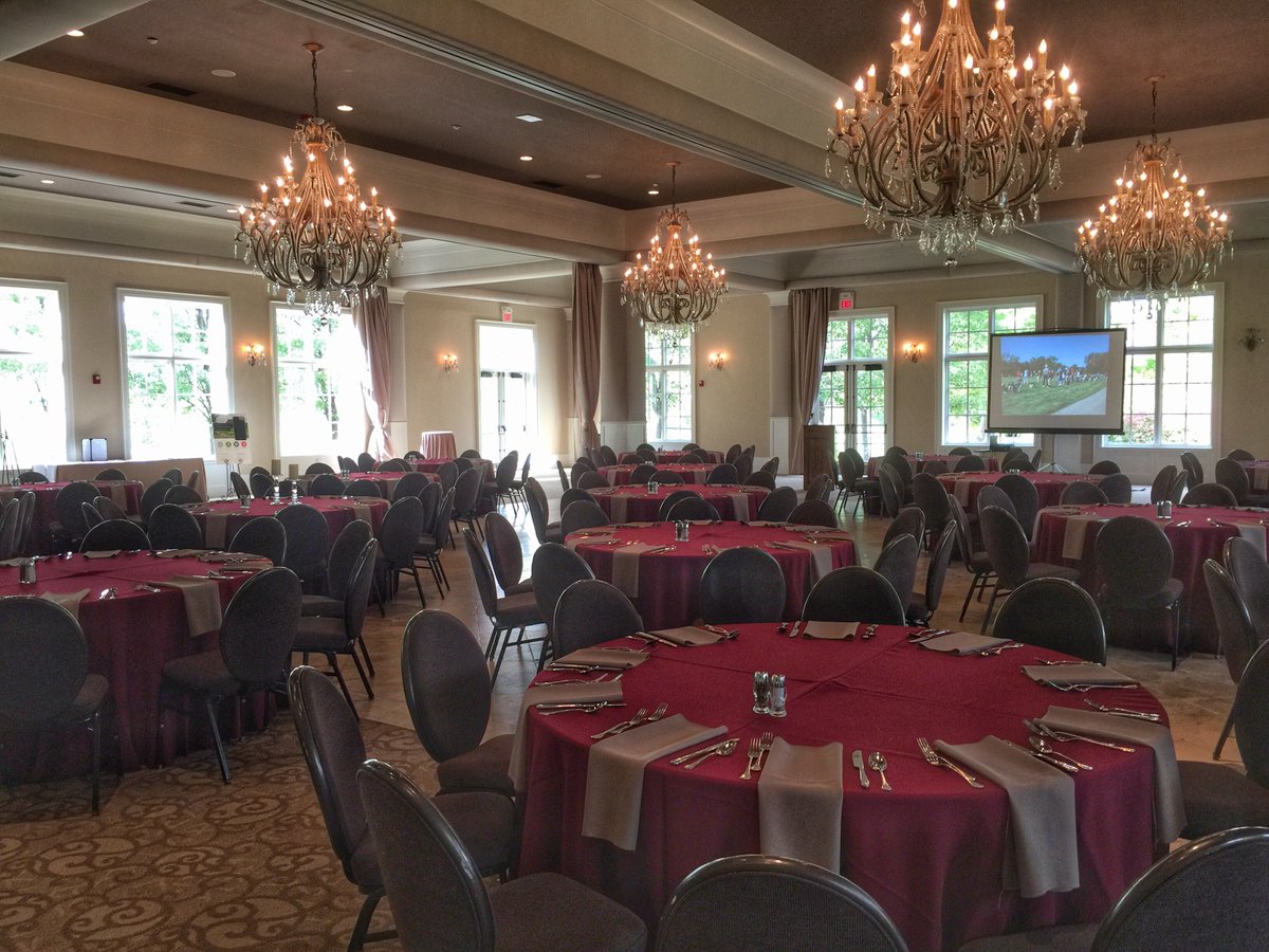 Getting ready for the Pinnacle Golf Club Member's Pig Roast tonight! #fall #greatfood #greattimes #grovecityohio