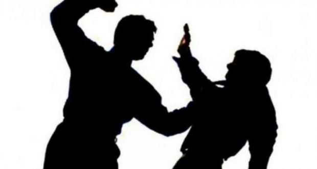 3 Mahasiswa UMSU Keroyok Dosen Yang Sedang Mengawas Ujian dlvr.it/MXgf6F