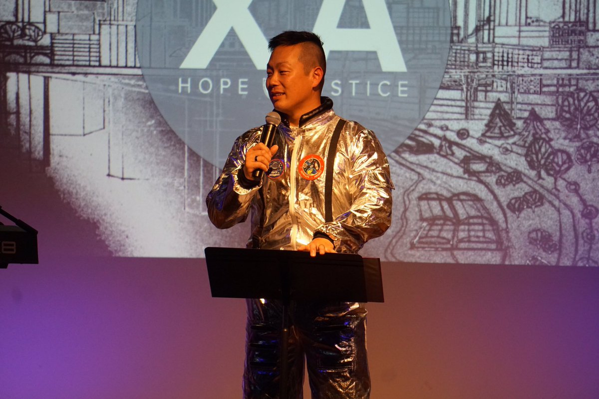 BrentSilkey's tweet photo. I've preached in a suit, but last night was the first time I've preached in a spacesuit. #ustxa #mystory #pastronaut https://t.co/AnKMcjYav7