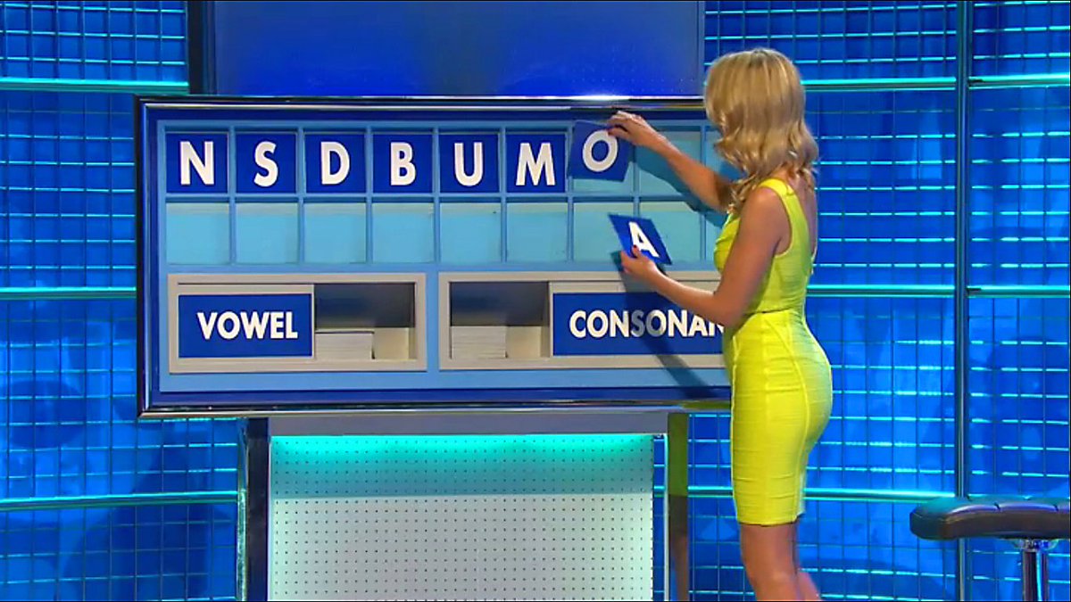 RachelRileyFC's tweet photo. Rachel Riley on this week's #CatsCountdown. #Letters2 ๐ป https://t.co/XuE5YYQjOe