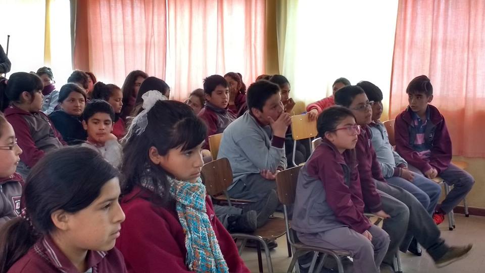 SenameCoquimbo's tweet photo. Oficina de #Protección @OPD_CANELA y PDI Los Vilos realizaron una charla en la escuela Juan Antonio Ríos de Huentelauquen Norte https://t.co/yqNVOXavfo