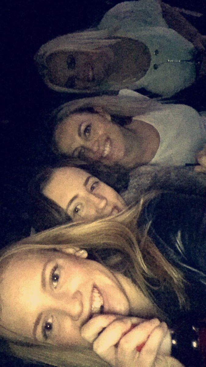 rihannafoleyx's tweet photo. Kiss haunted house party!! Won tickets 🎉🎉🎉 @Dizzypinkie @CloAbbie @KissFMUK #KISSHAUNTED https://t.co/KiufaC1sKP