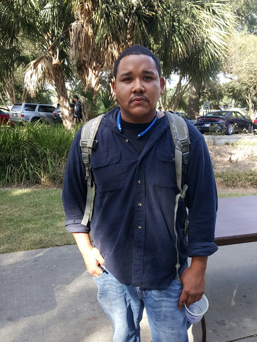 madi_blocker's tweet photo. President of the Karate Club Nolton Richard here! Get involved! #freespeechalley #manship2011 https://t.co/nn3l54LsfC