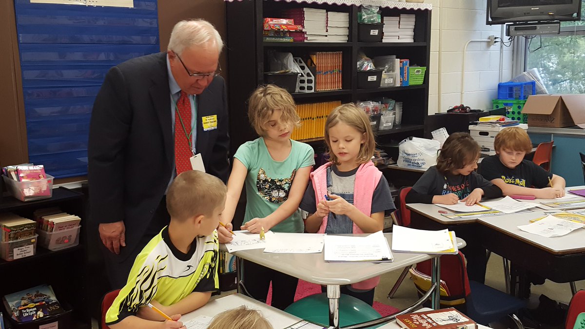 MilneGrove's tweet photo. @PatMcGuire43 Thanks to Senator Pat McGuire for visiting Milne Grove School today!  The kids thought it was great! #Milneschooliscool https://t.co/XjmhsWktHK