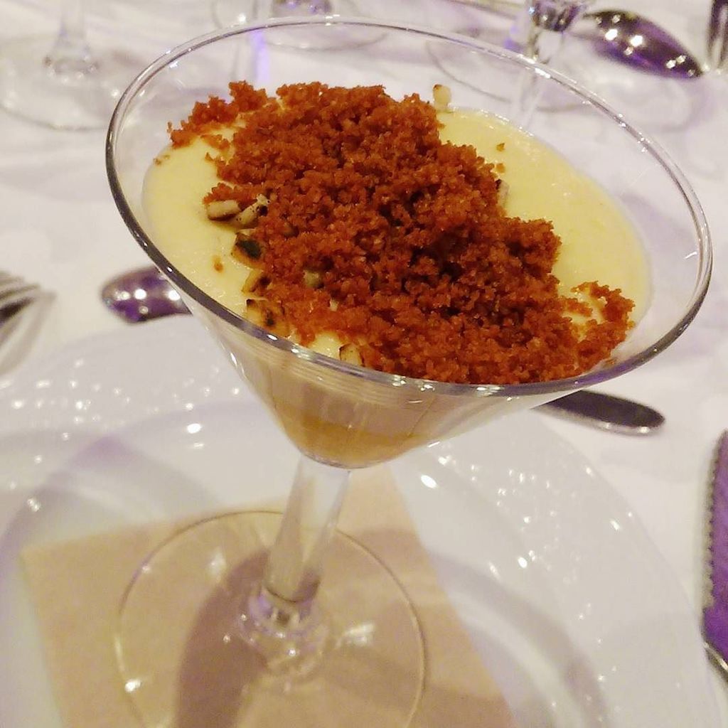 Agro_Magazine's tweet photo. De la olla a la copa, el plato de Iván Bravo #KumevsChefs #AgrocenaenKume https://t.co/uadZVkshvV