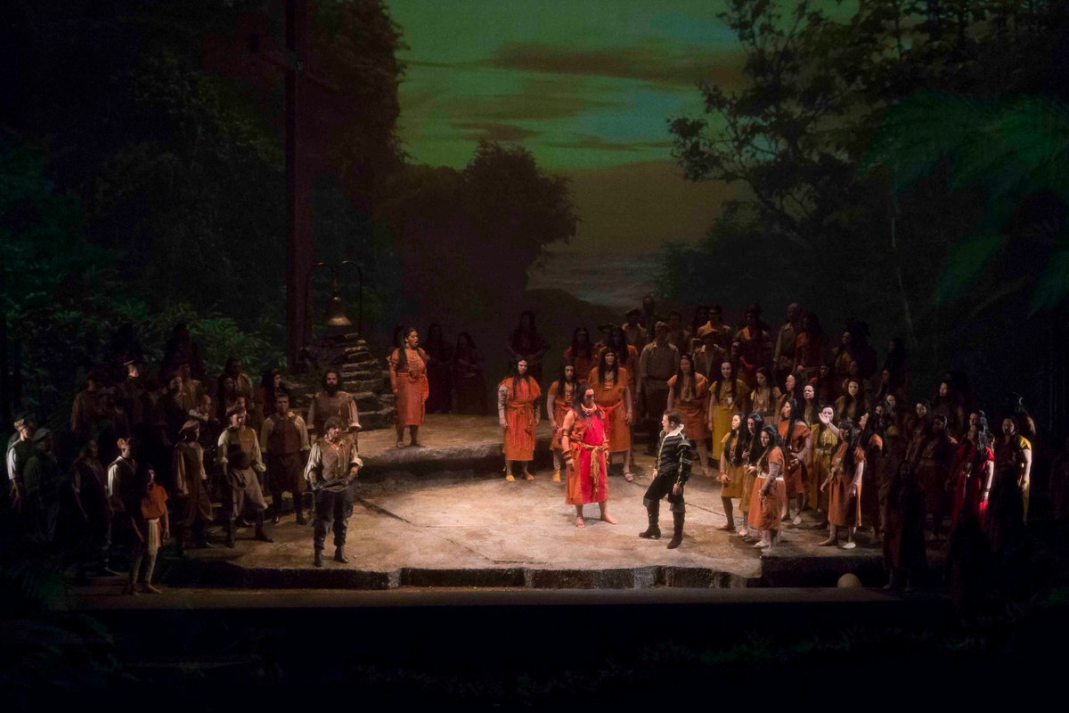 Daqui a pouco:
Última récita de Lo Schiavo!

Não perca!
Está lindo demais!

#tmrj #amoopera #loschiavo

foto: Júlia Rónai