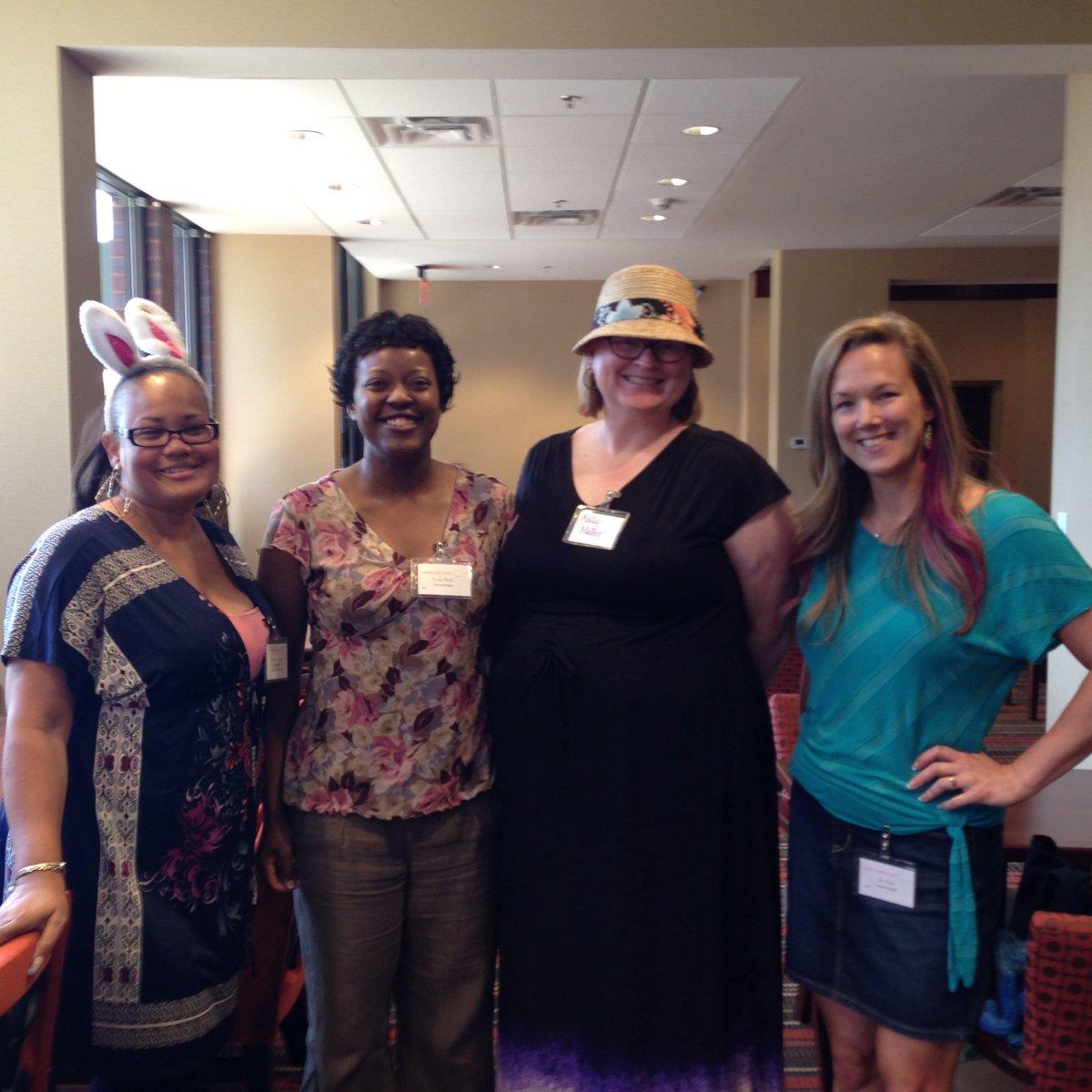JoyfullyReviewd's tweet photo. #TBTInRomance w/@e_bookpushers @younglibrarian @cupcakegirly (pic1) / @Susan10654 &amp; DD (Pic2) / @CoffeeBooksLife (pic3) #DMVBloggers (2014) https://t.co/tTrJPgSagd