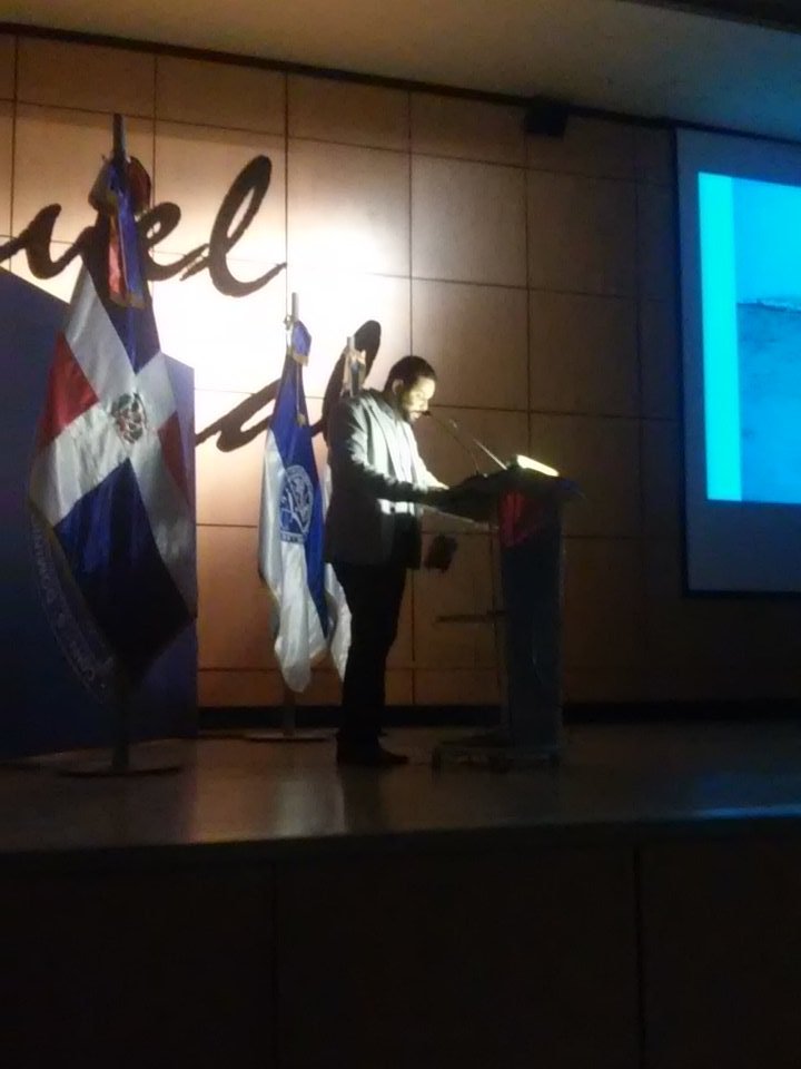 Escuela de Crítica tweet media