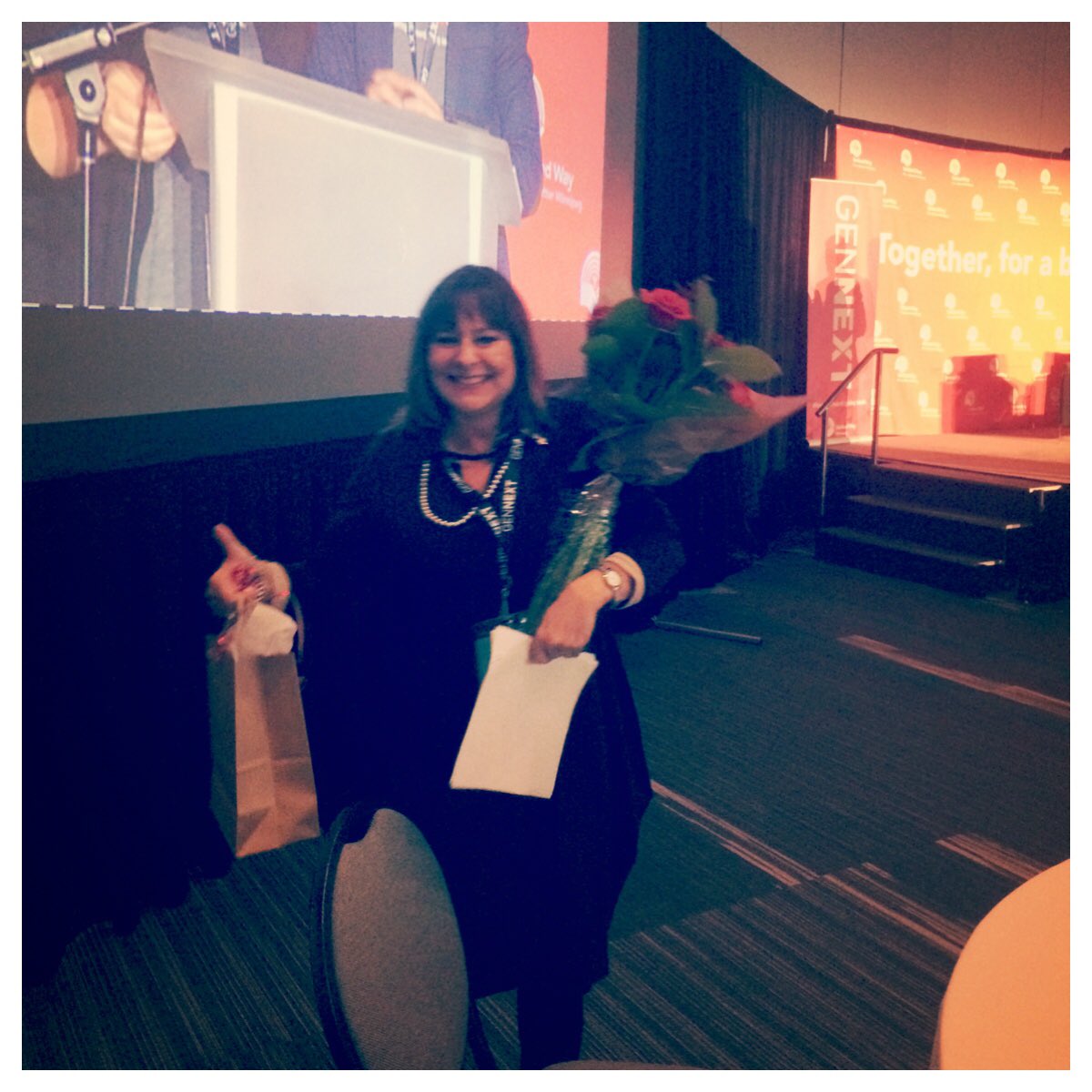 pamelaroz's tweet photo. Gail Asper with such an infectious smile, spirit and vision ๐๐ผ @CalliaFlowers looking so lovely. #GenNextSum https://t.co/ksgBxWnHrl