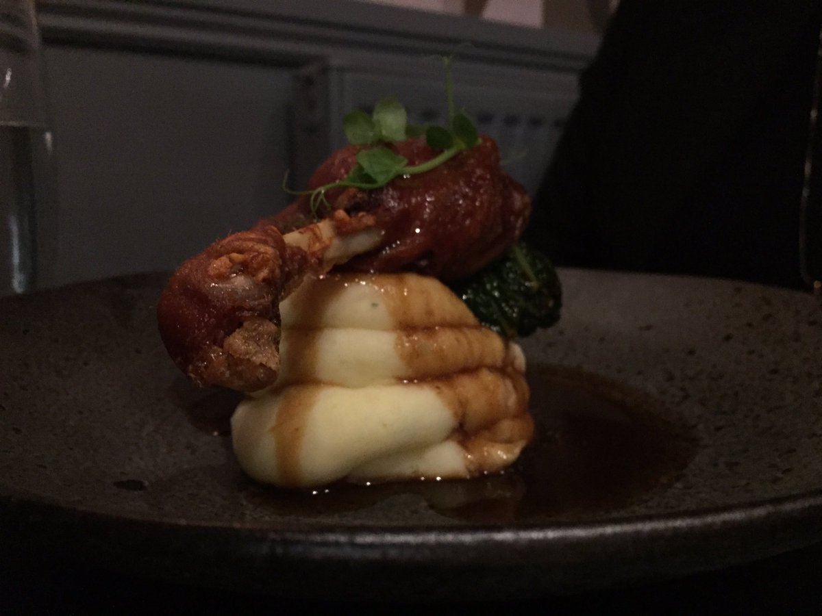 NaasBall's tweet image. Time to open the belt @CandiedWalnut1 @Irishbiltong @haynestownmeats @onenewrow @HaydensBar @mccormacksbar