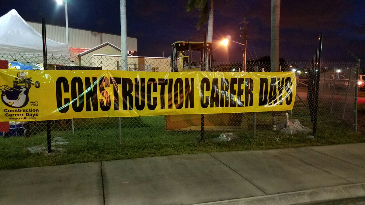 BFunTsf's tweet photo. One of My Favorite Events - Construction Career Days. We do it for the kids! Great job as always @MyFDOT_SEFL #CCDSOFL16 #ConcreteCookies https://t.co/pGoFKvHamN