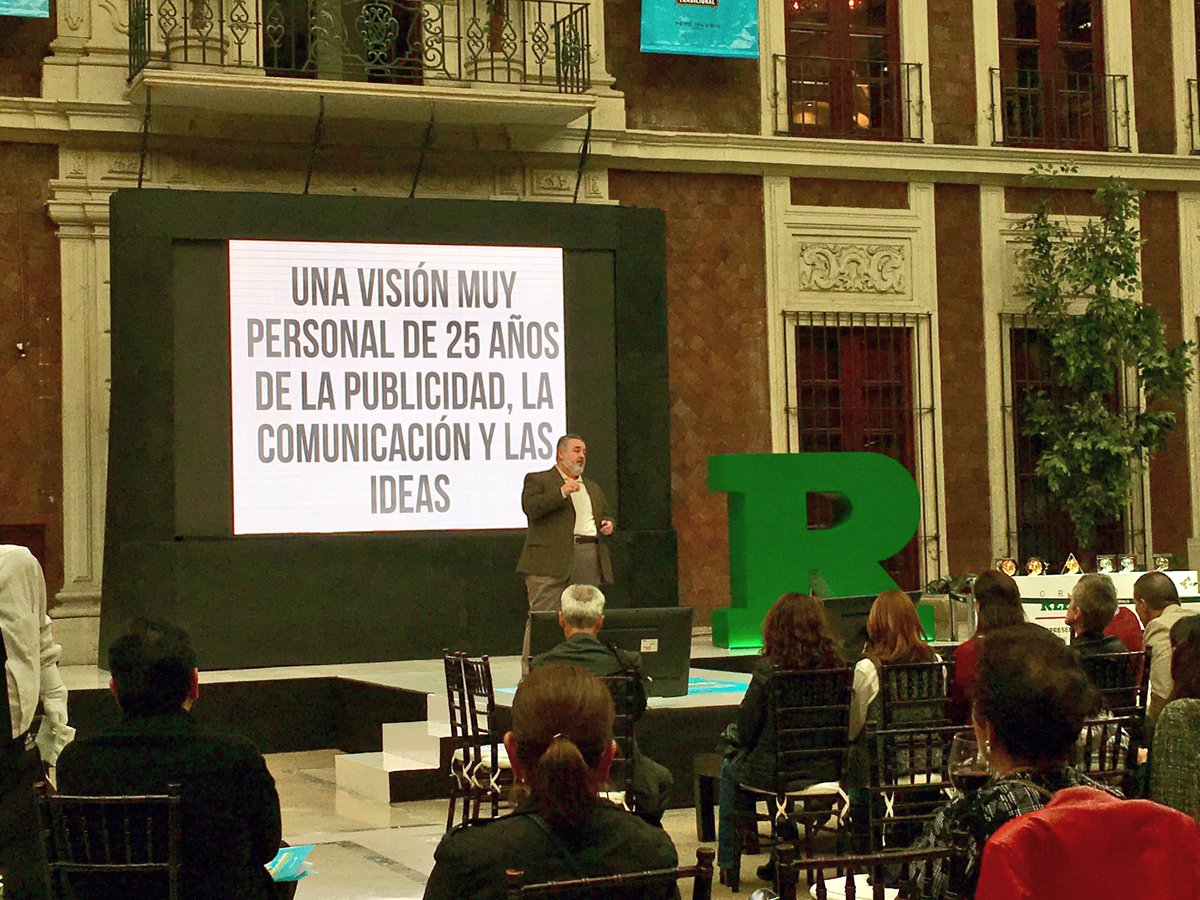 En publicidad, no hay que hablarle a las masas, hay que hablarle a las personas.- <a href="/yurito33/">Yuri Alvarado</a> #SoyCreativo