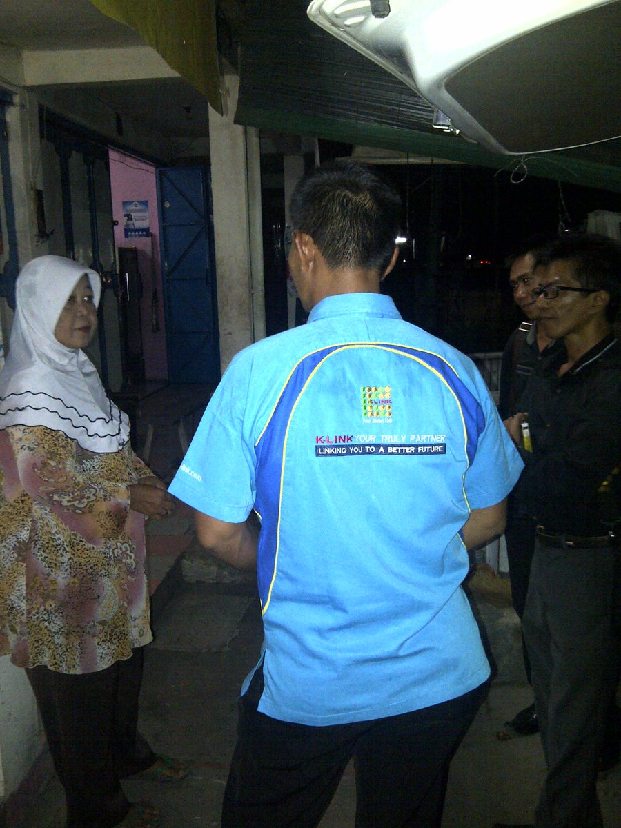 ArumNaaWidi's tweet photo. Dalam Rangka meningkatkan SDM bersama K-Link @Jl raya dampyak Tegal . #KLink Luar Biasa 👍 https://t.co/hsoSX4sNnj