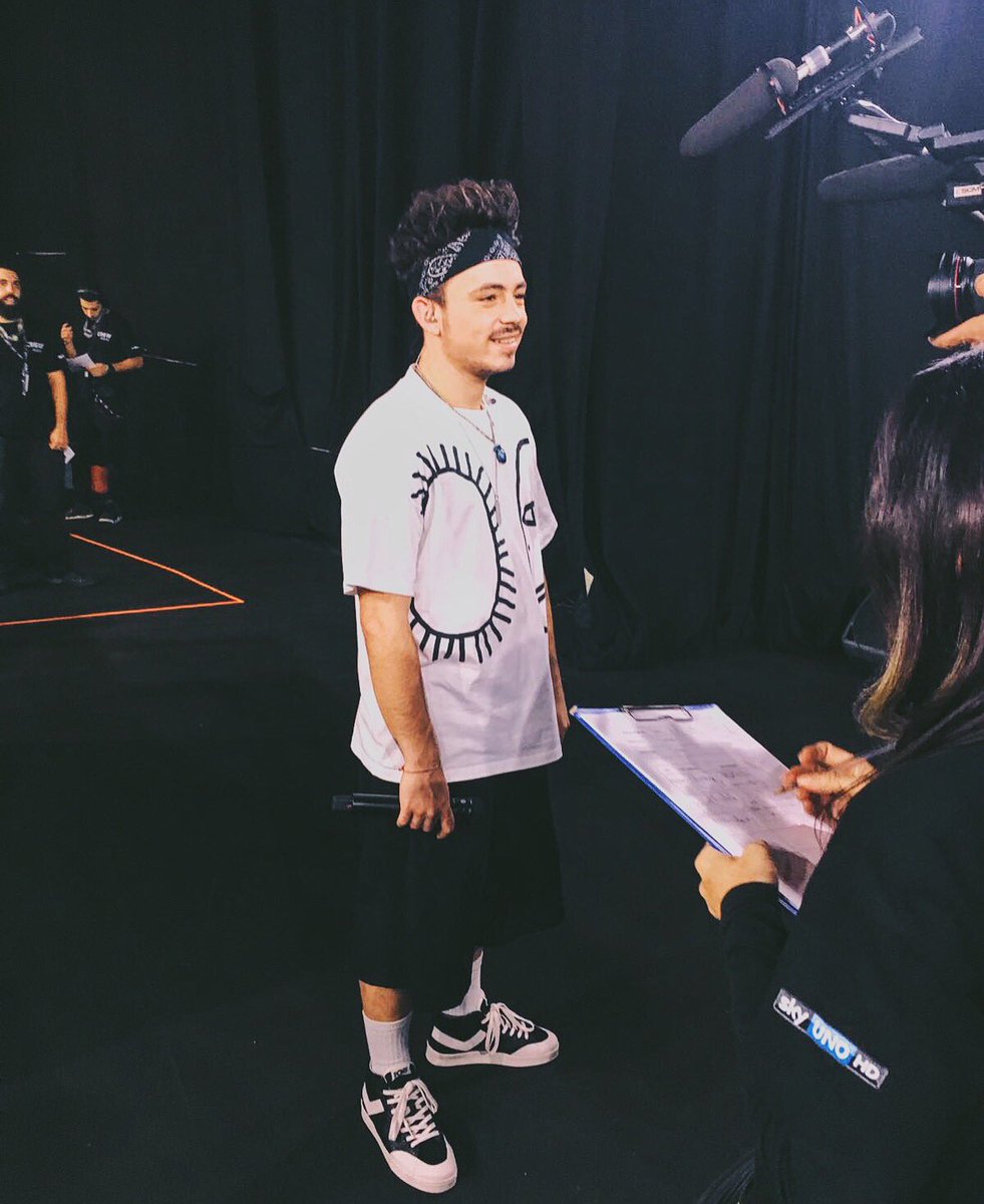 CarryOver_PR's tweet image. #Loomy in #PONYEurope at @XFactor_Italia 😍😍😍