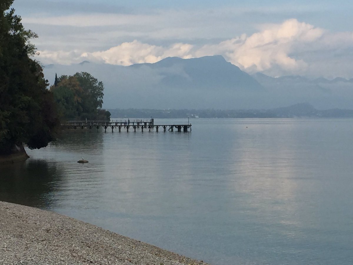 SwimLabUK's tweet image. Reccying Lago Garda for our #swimweekend May 2017. #swimitalia #italianswimjob #swimlabuk #triathlon #OpenWaterSwimming #kitkatswimklub