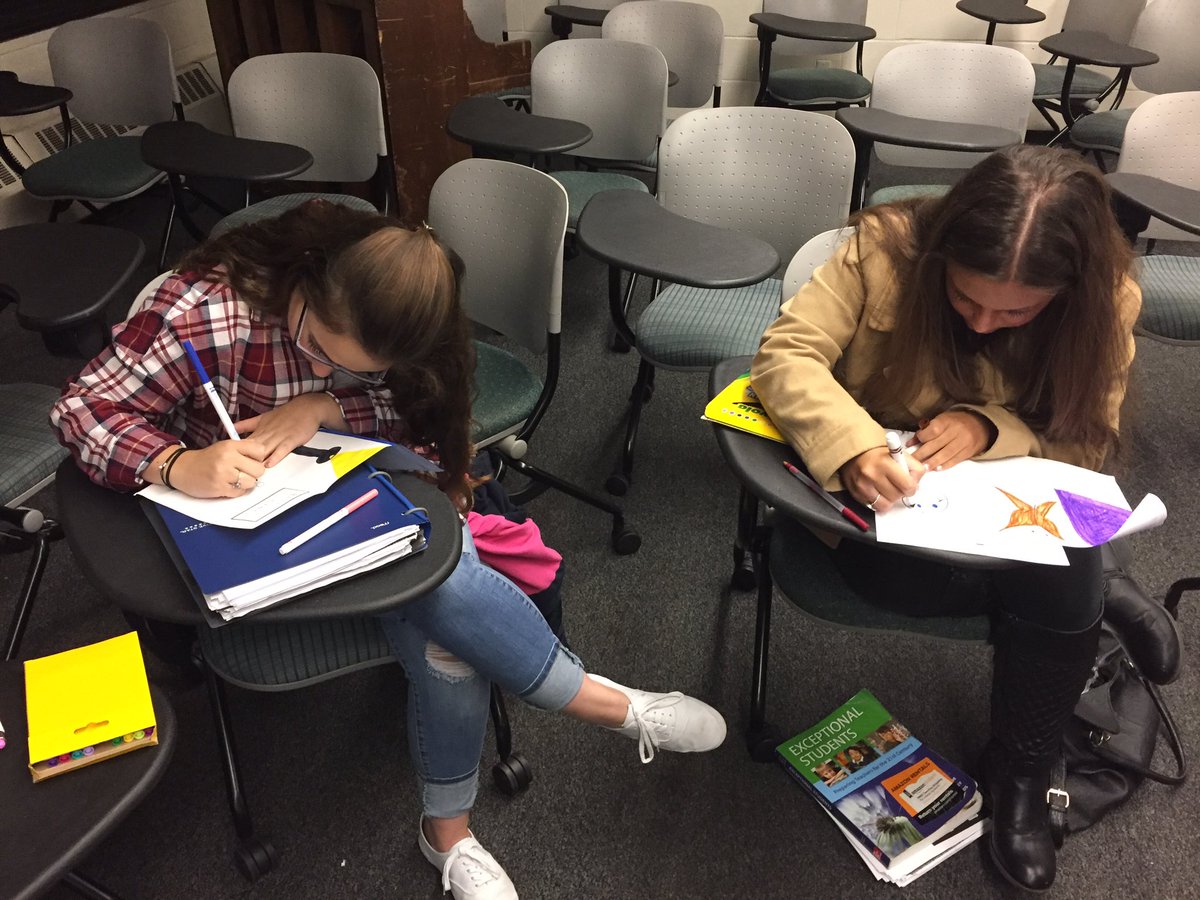 MsMPavlick's tweet image. EDU 335 created their first CSI to reflect understanding of a core idea from class tonight.💡💭🎨 #ColorSymbolImage #SharedThinking