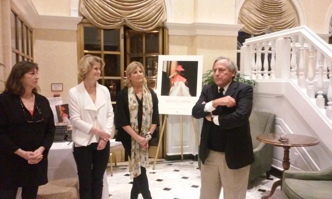 jeffbeckGOAT's tweet image. Esteemed photog Rodney Smith at signing of his new big lush book of photos @RodneySmithPics @StudioEPartners