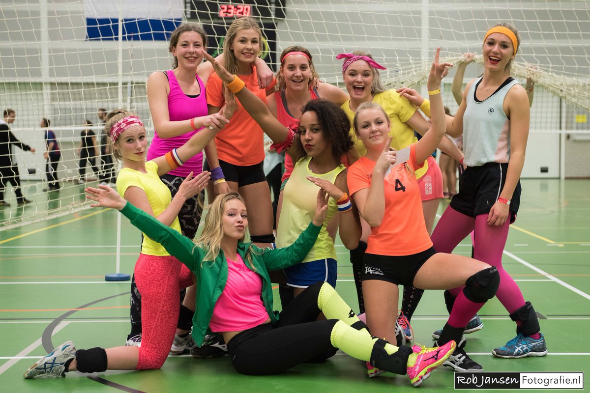 TrivosVolleybal's tweet photo. Vanaf maandag 14 november 8:00 inschrijven voor het #Nachttoernooi 2016 | #Trivos #volleybal #Wijchen @ArcusWijchen https://t.co/Aoqz5tSVdI https://t.co/3iholEjL0k