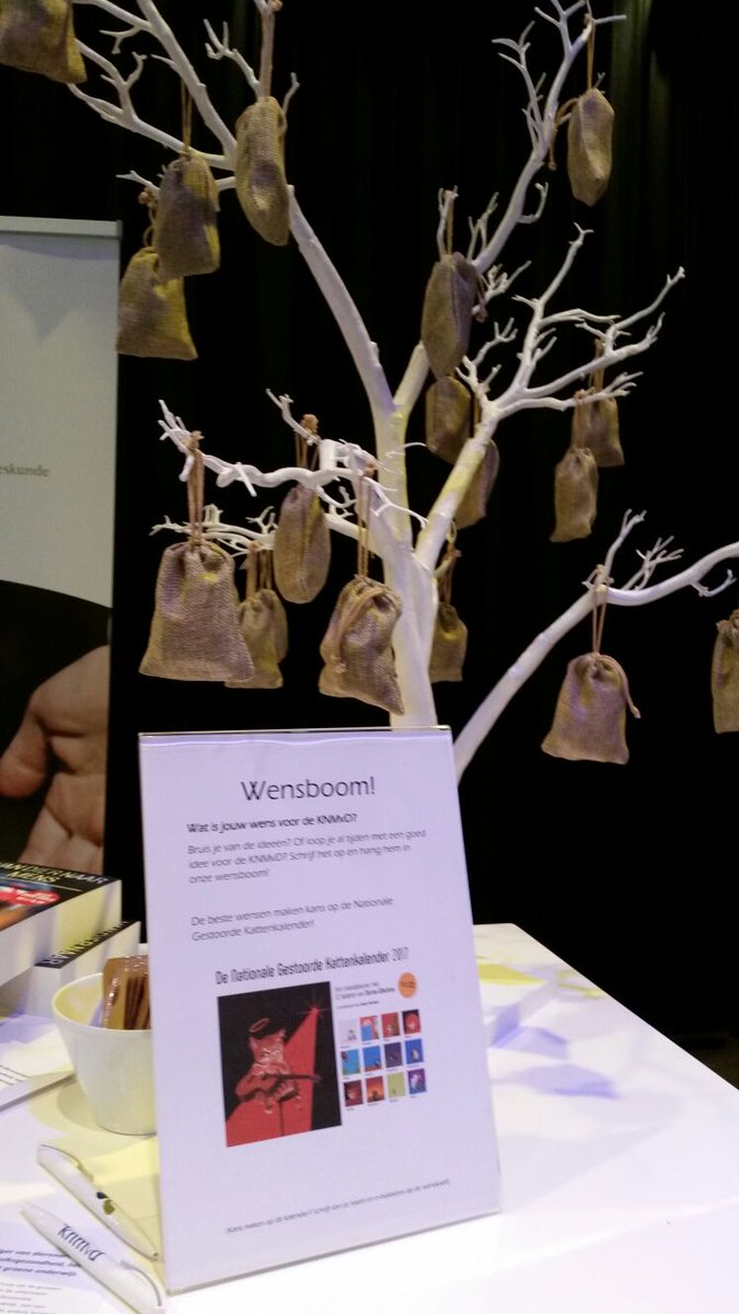 KNMvD's tweet photo. Onze wensboom op NVC 2016! Wat is jouw wens voor KNMvD? #NVC2016 #KNMvD https://t.co/PQL449ySoK