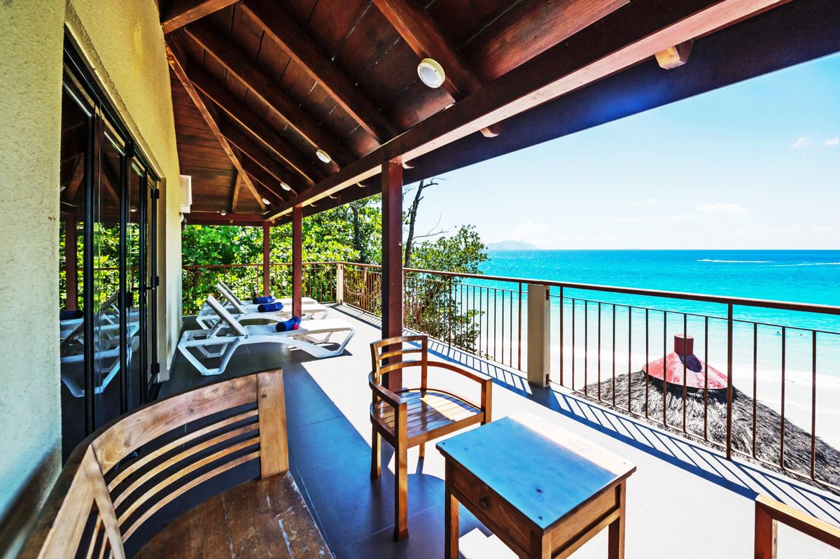 Benefit from our special discounted rates, for your Nov &amp; Dec stays. Starting rates: 140EUR/night. Info: bit.ly/ExclusivePromo… #Seychelles