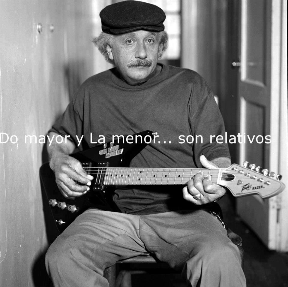 escribircancion's tweet photo. Eistein Músico y la teoria de la relatividad #musicos #guitarristas https://t.co/o06b8v8zCE