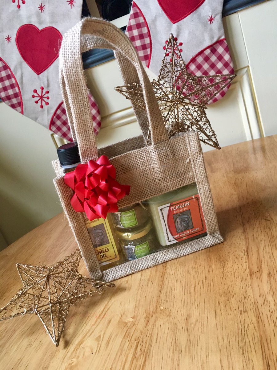 Gift sets ready for Christmas. 🎁🎁🎄🎄<a href="/foodfest/">foodfest</a> #healthystirfry #inSowerbyBridge #slimmingworld Yorkshirefoodfinder <a href="/halifaxfoodfest/">Halifax Food&Drink</a>