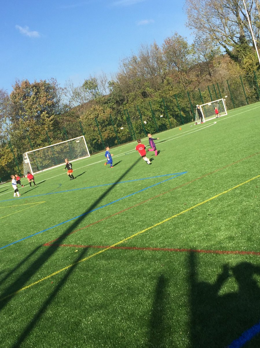 The Arches SSP (@archesssp) on Twitter photo A cold but great day at St George's Park Thorncliffe for our Ecco cluster KS1 footy comp with <a href="/SWFCCP/">Sheffield Wednesday Community</a> with over 100 littlies ⚽️<a href="/SHCFA/">Sheffield FA ⚽️</a> A cold but great day at St George's Park Thorncliffe for our Ecco cluster KS1 footy comp with <a href="/SWFCCP/">Sheffield Wednesday Community</a> with over 100 littlies ⚽️<a href="/SHCFA/">Sheffield FA ⚽️</a>