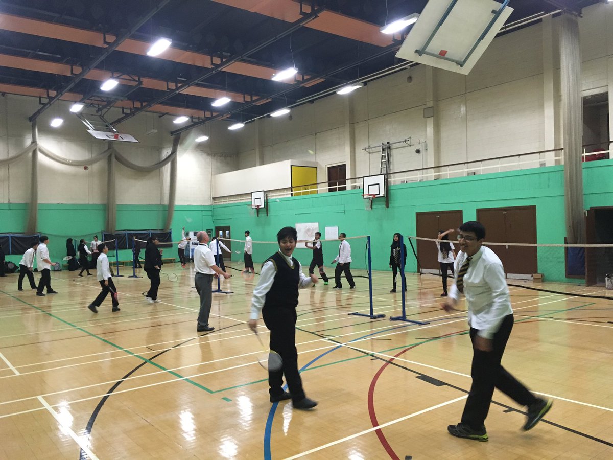 HolyheadPE's tweet photo. A full Friday lunchtime badminton club. Everyone is welcome. #comeandtry #physical #dofe #HHPE https://t.co/TG3LDWE8uS