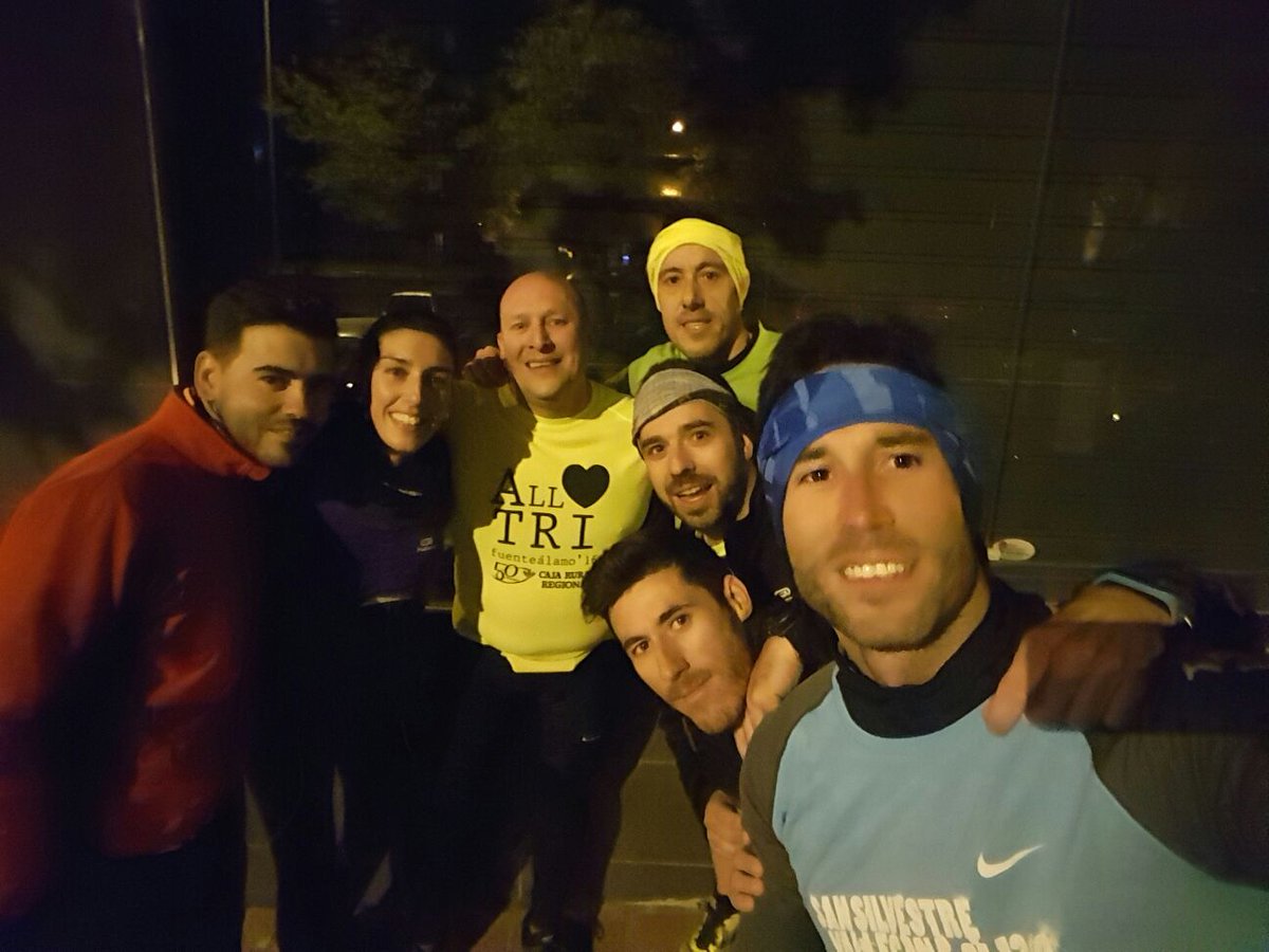 Gran entrenamiento de carrera ayer¡¡ <a href="/CT3Sports/">CT 3Sports</a> #corrermola #cuestas #juntosmejoramos